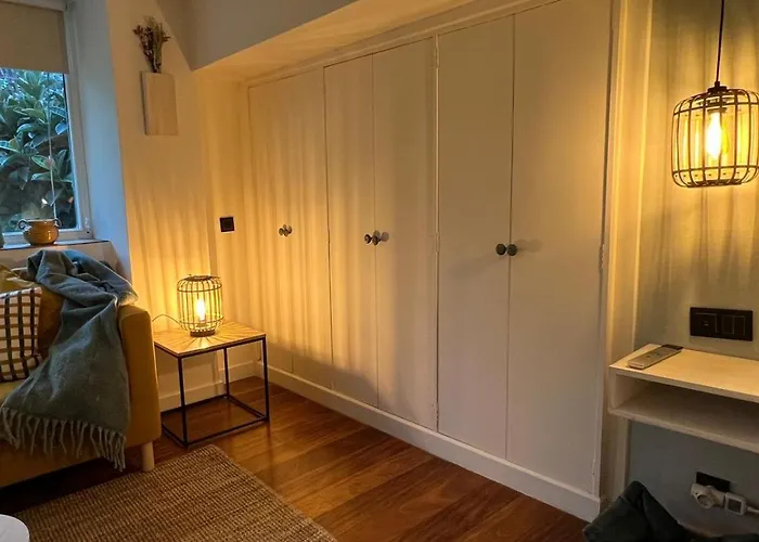 Independiente - Recien Reformado Y Parking Gratis * Castro Urdiales