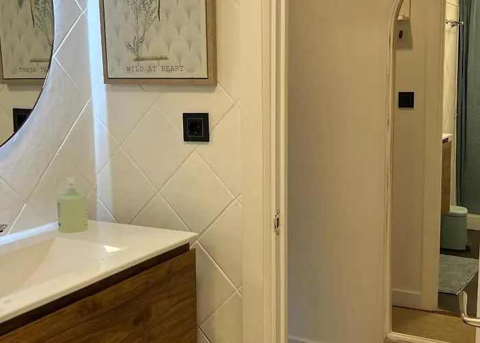 Apartment Independiente - Recien Reformado Y Parking Gratis *